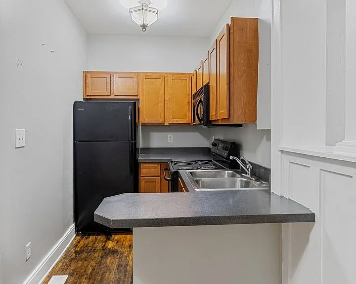 Historic Audubon Court — Photo 28