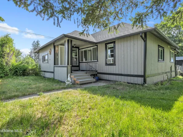 32271 N 5th Ave, Spirit Lake, ID 83869