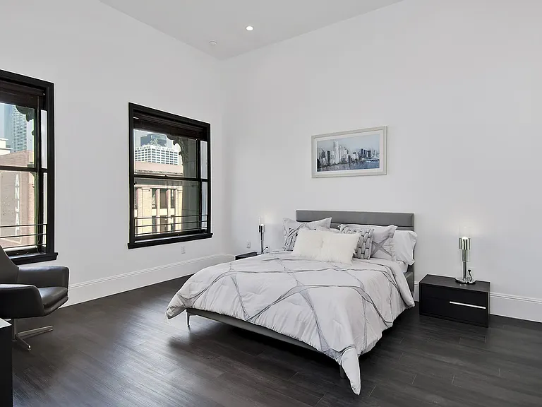 National City Tower Lofts — Photo 8
