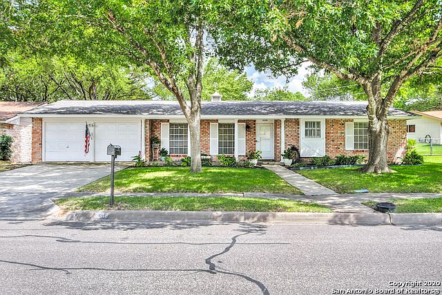 1st image of 3318 Oneida Dr