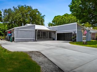 5900 Raintree Trl, Fort Pierce, FL 34982