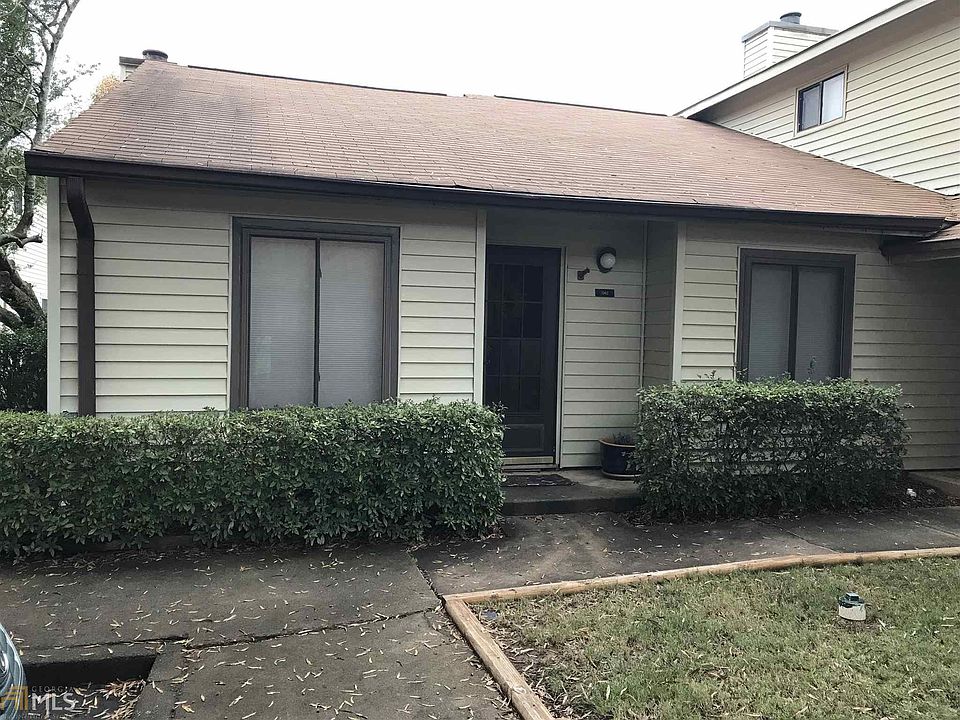 1st image of 1042 Country Ct