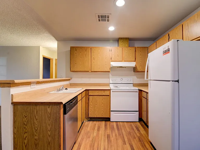4201 Terrestrial Ln — Photo 4