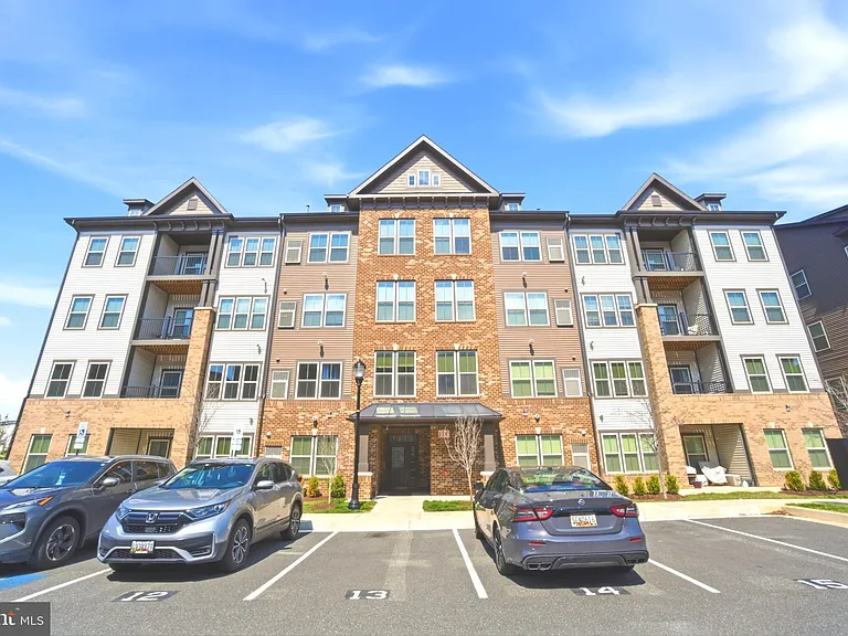 10020 Ruffian Way #A — Photo 32