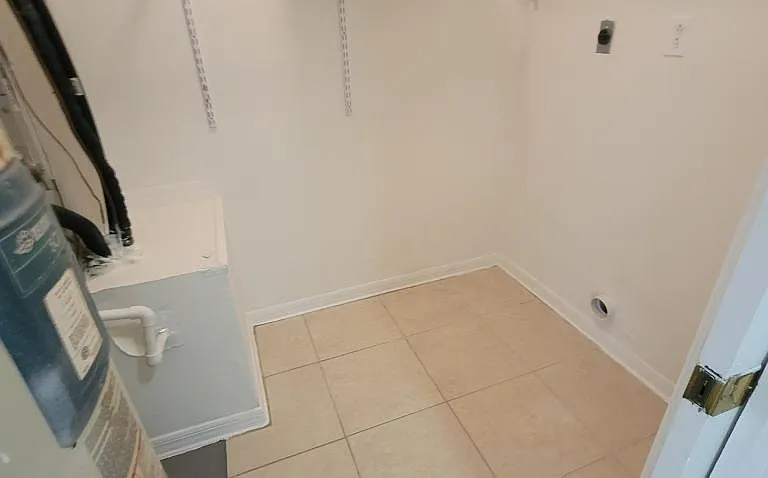 3492 Fox Hollow Dr — Photo 5