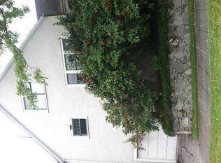 7003 17th Ave NE, Seattle, WA 98115