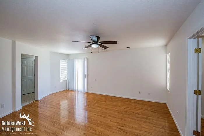 10761 Spruce Bough St — Photo 9