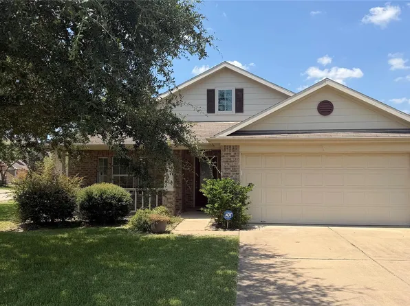 10015 Lynnwood Dr, Baytown, TX 77521