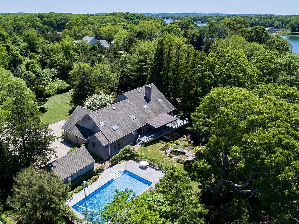 1st image of 18 Margarets Dr