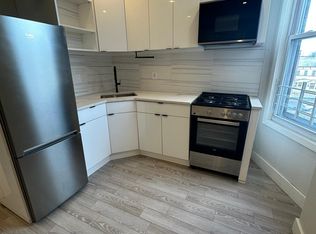 88 Wallis Ave APT 3, Jersey City, NJ 07306