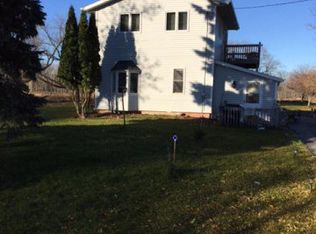 2981 S Stevenson Pier Rd, Brussels, WI 54204