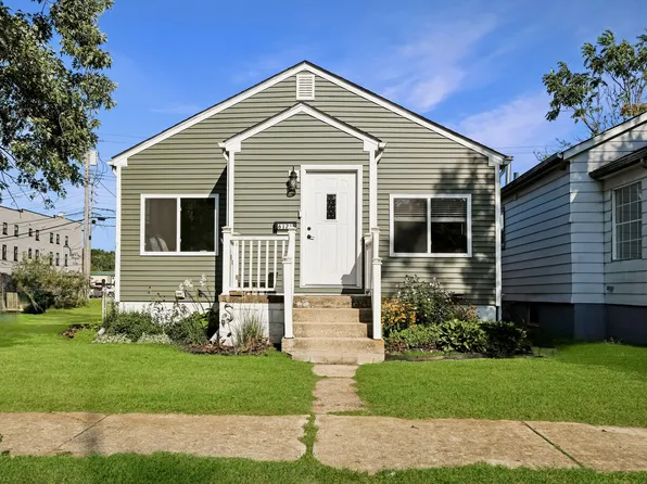 6121 Marshall Ave, Hammond, IN 46323