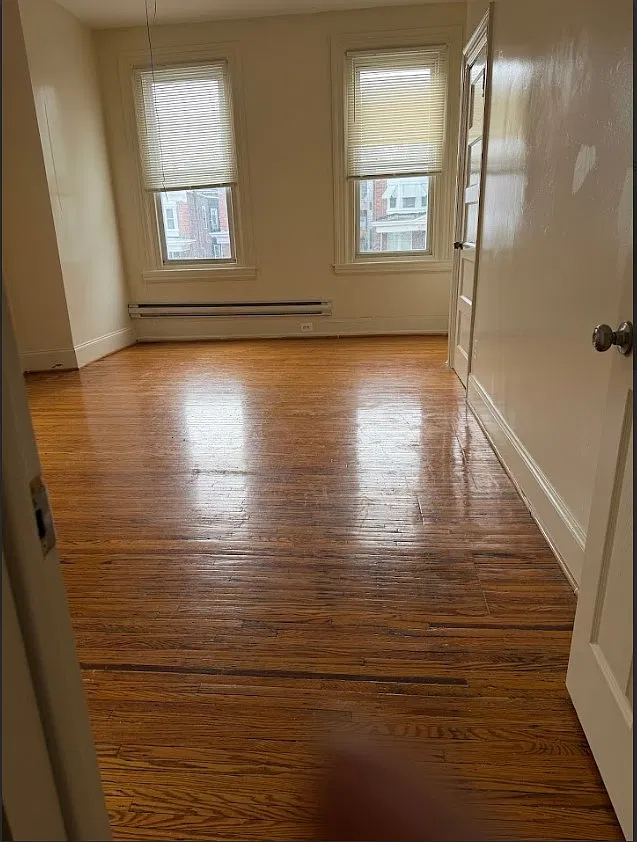 2 bed, 1000 sqft, $1,400 — Photo 1