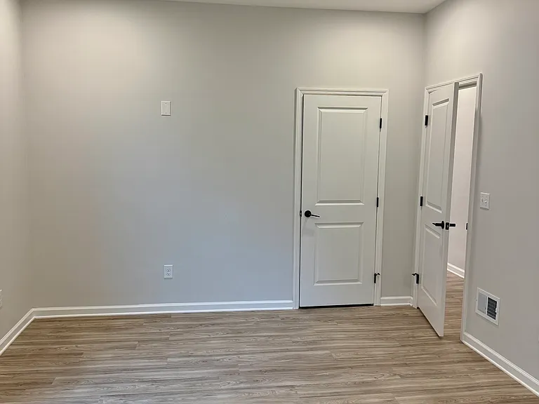 316 Bailey Ave — Photo 13