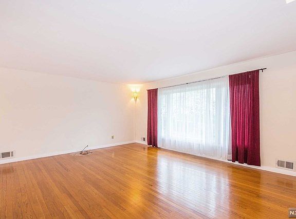 3rd image of 24 Revere Ave