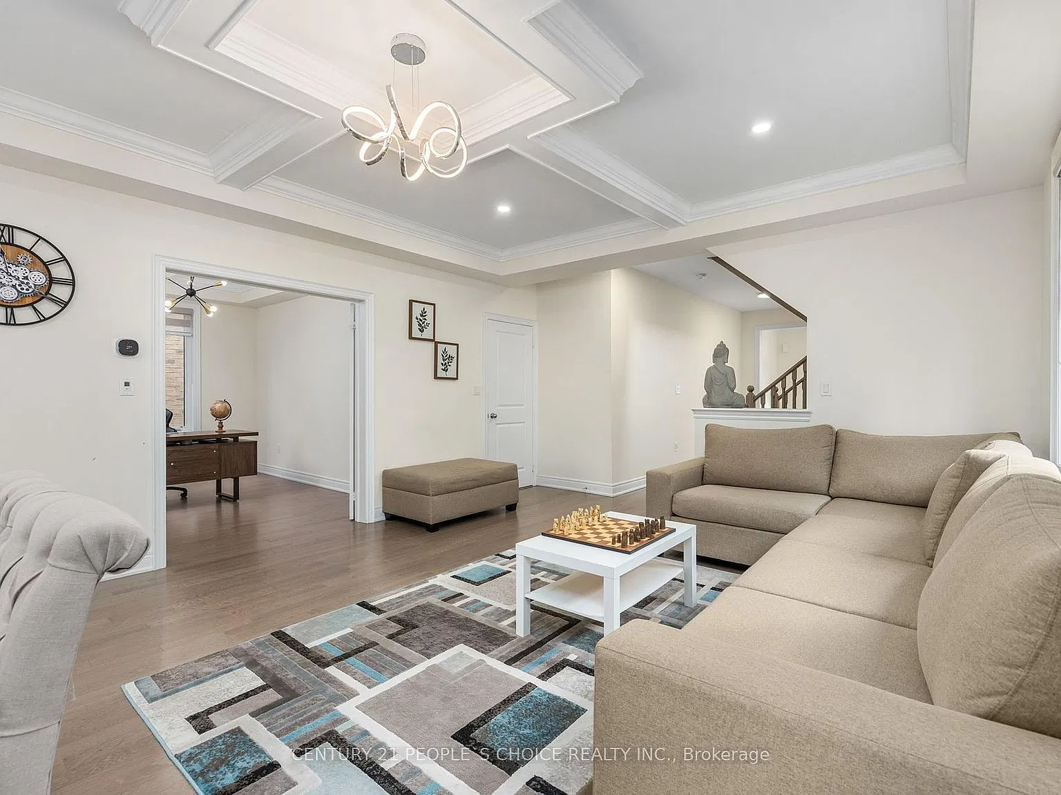 5 bed, $4,200 — Photo 3