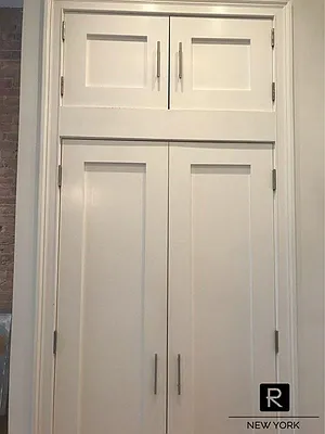 Sold by R New York | media 12