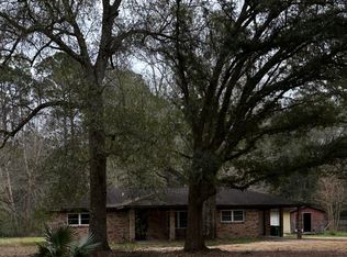 10132 Graystone Dr, Moss Point, MS 39562