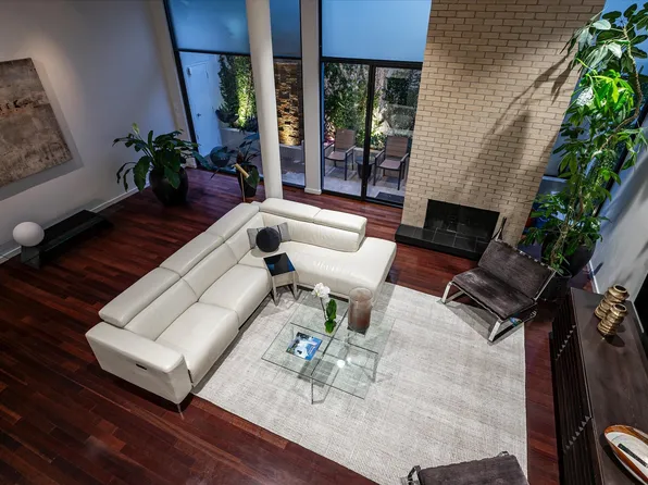 3210 Elizabeth St, Dallas, TX 75204