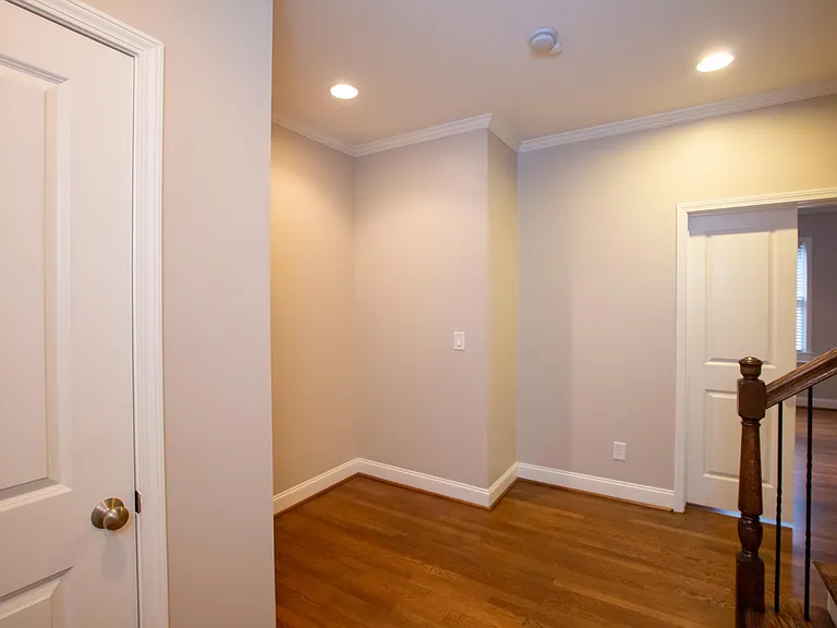 653 Lockton Pl — Photo 57