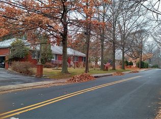 224 Valley Rd, Princeton, NJ 08540