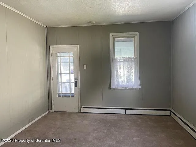 1 bed, 1.5 bath, 750 sqft, $975 — Photo 4