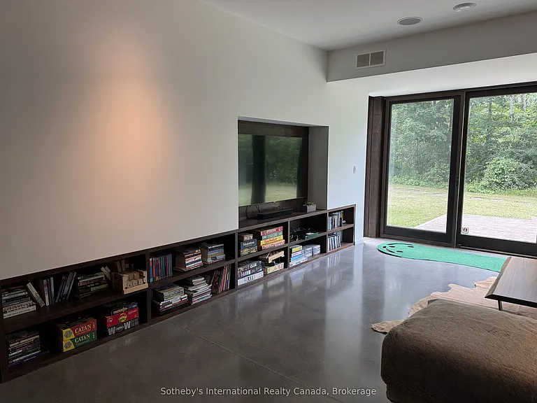 46479 Old Mail Rd — Photo 32