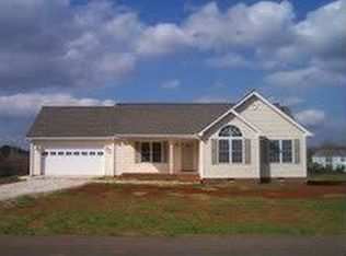 639 Soybean Dr, Appomattox, VA 24522