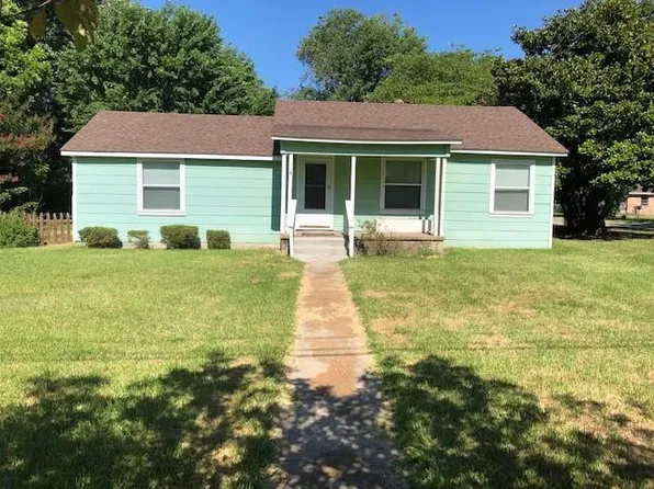 731 Ray Dr, Denison, TX 75020