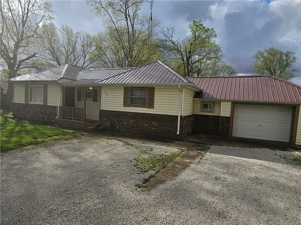 304 McKinley St, Catlin, IL 61817