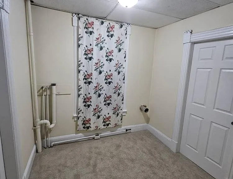 348 Walker St #1 — Photo 24