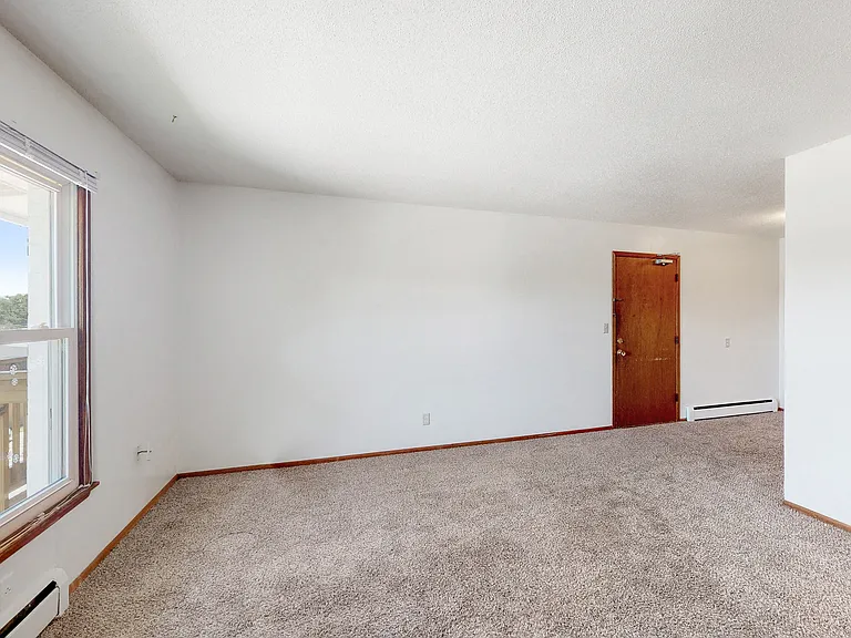Plaza Manor — Photo 57