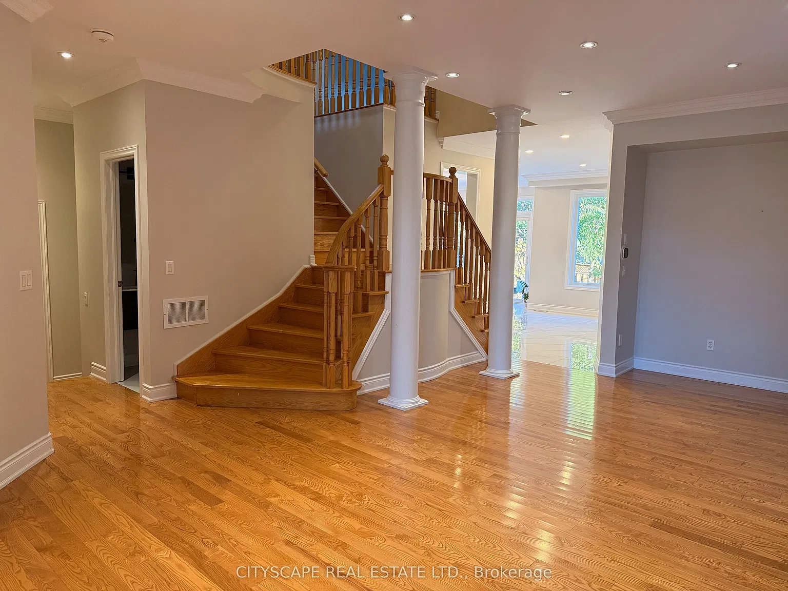 5 bed, $4,750 — Photo 4
