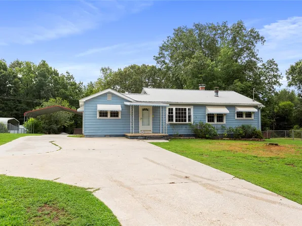 213 Friendship Rd, Seneca, SC 29678