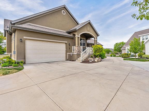 2nd image of 1747 W Little Willow Cv