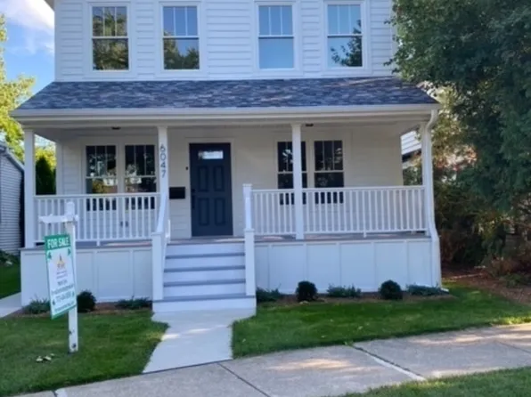 6047 Crain St, Morton Grove, IL 60053