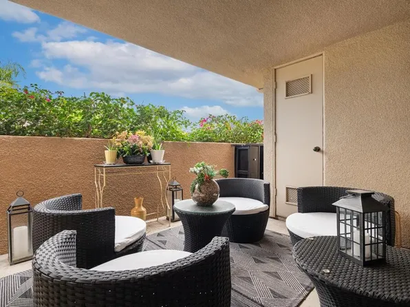 222 N Calle El Segundo APT 561, Palm Springs, CA 92262
