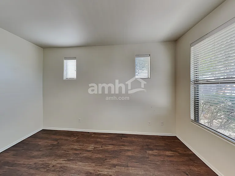 2363 E Omega Dr — Photo 13