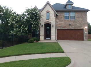 1600 Lake Eden Dr, Euless, TX 76039