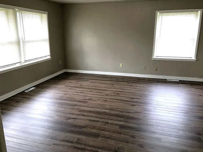 1420 Choctaw St — Photo 3