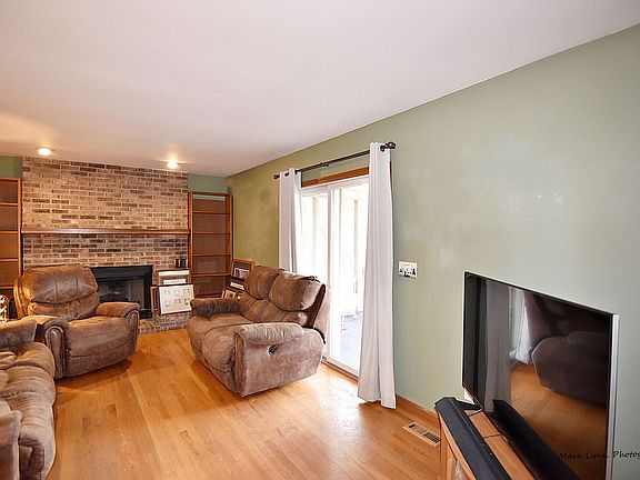 5th image of 1802 Cumberland Green Dr