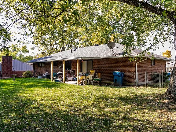 5th image of 6466 Chippingdon Dr