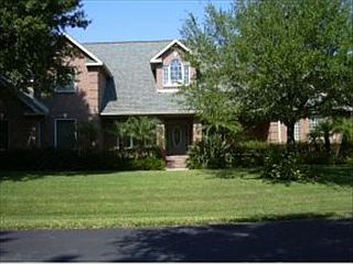 1st image of 2450 Woods Ln