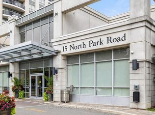 15 N Park Rd #1004, Vaughan, ON L4J 0A1