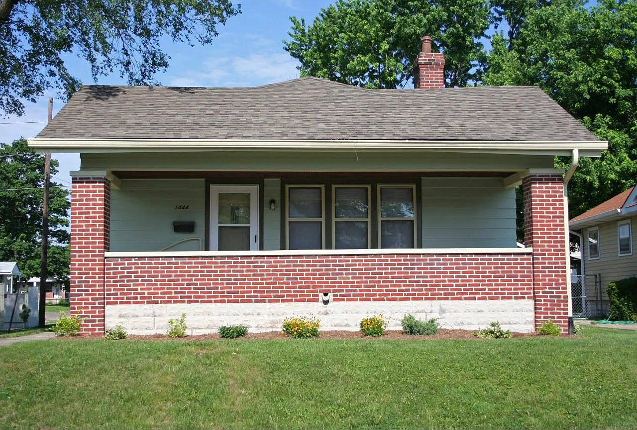 1444 N Euclid Ave photo 1