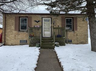 2853 Eisenhower Dr, Racine, WI 53405