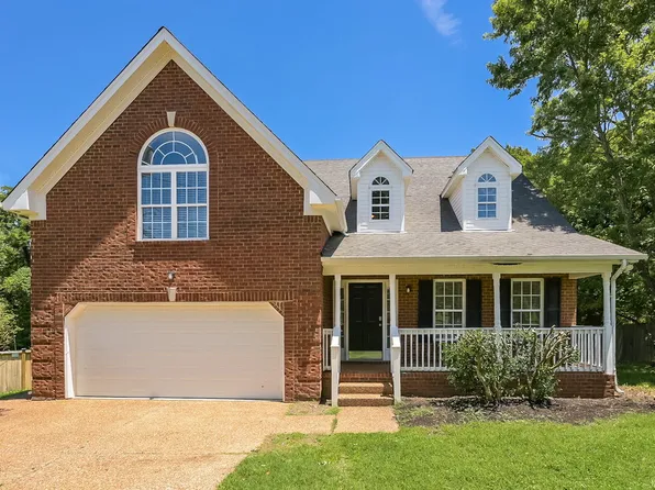 704 Parrish Point, Mount Juliet, TN 37122