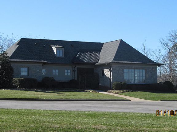 4th image of 3618 Edgewater Way