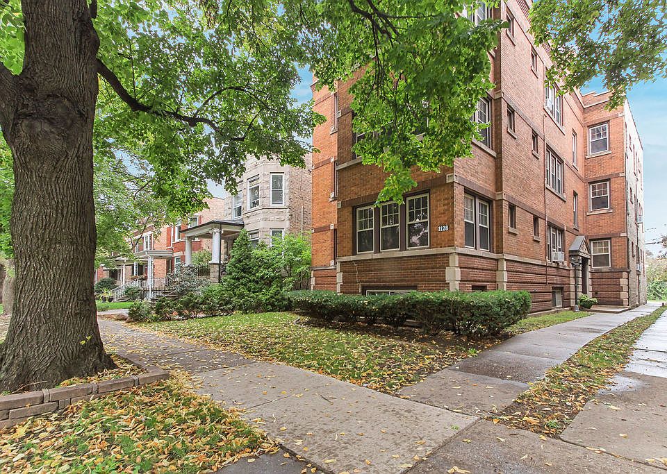 1st image of 1128 S Oak Park Ave APT 2E