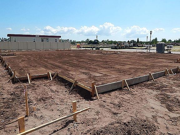 Located on 0223 in Westlake Townhomes in Tampa, FL